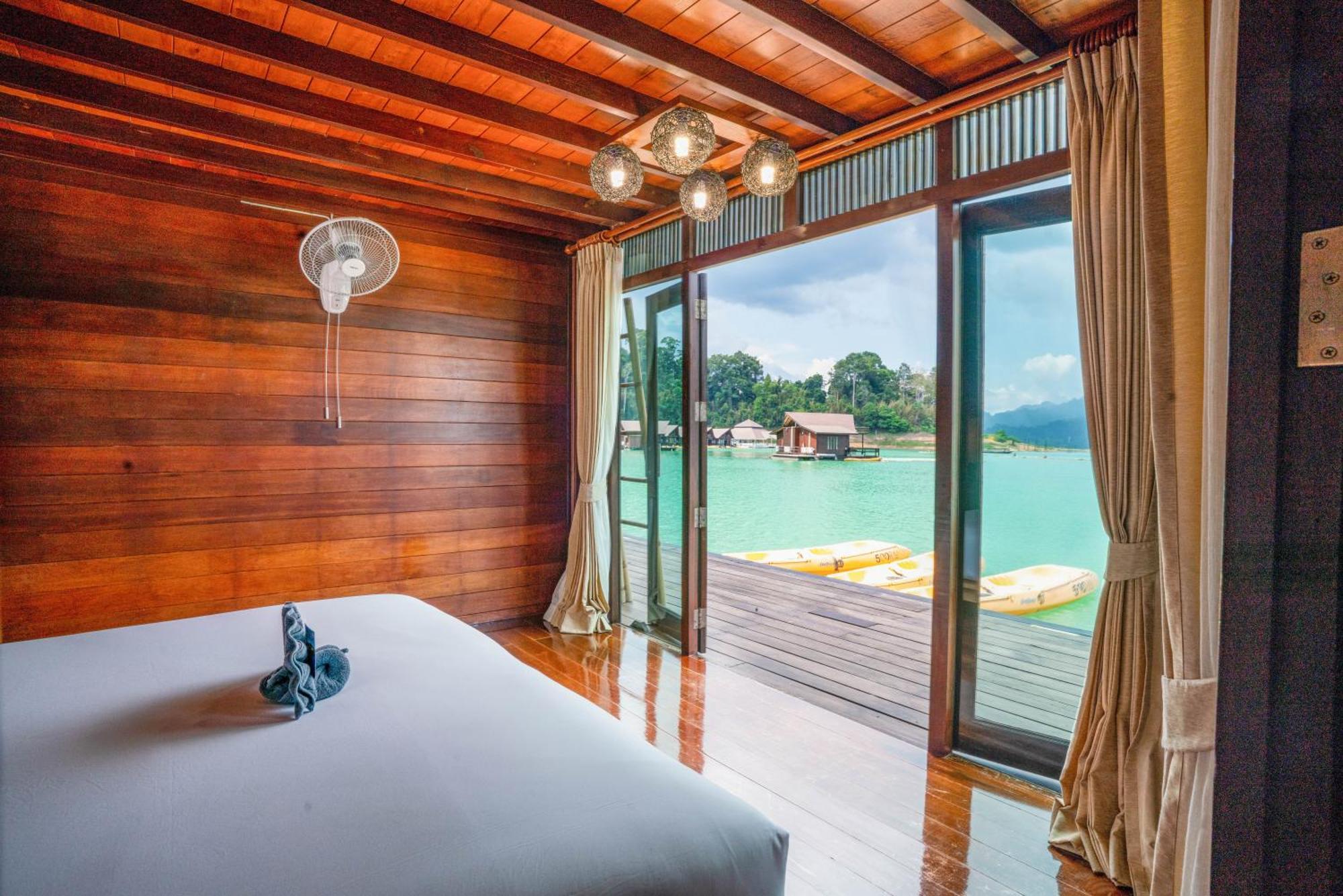 500 Rai Floating Resort Ban Chieo Ko Номер фото